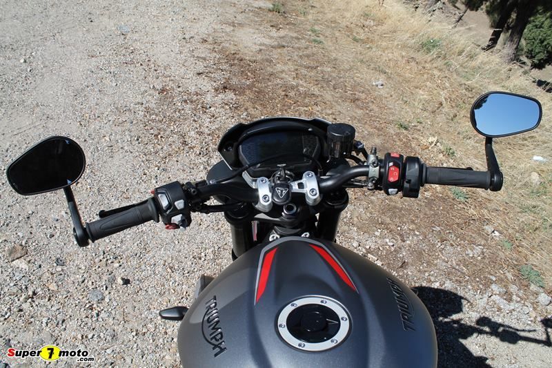 TriumphStreetTriple765RS 25