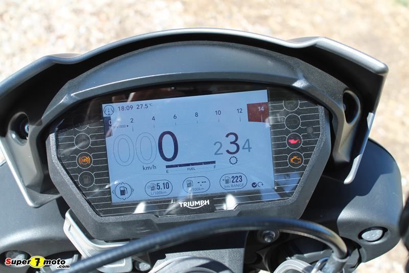 TriumphStreetTriple765RS 26
