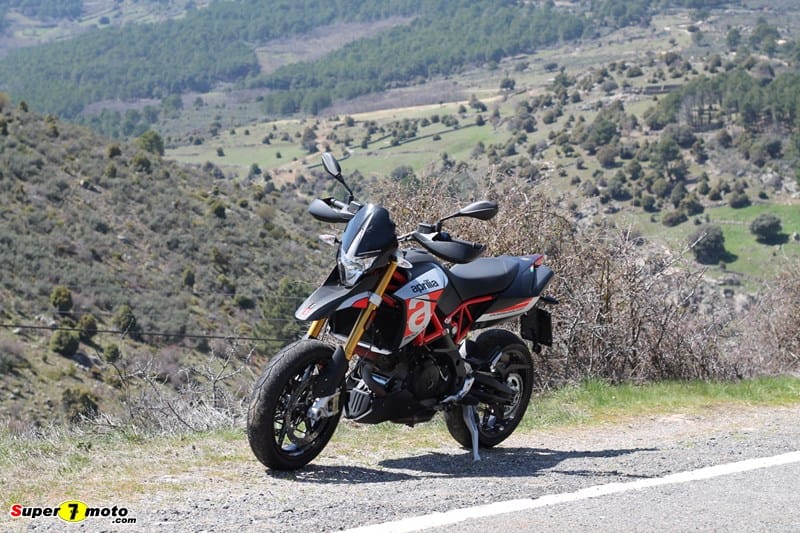 ApriliaDorsoDuro900 33