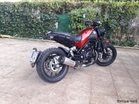 Benelli_Leoncino_500_3