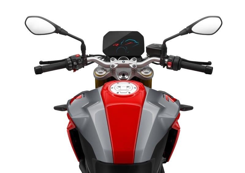 P90373073 highRes bmw f 900 r 11 2019
