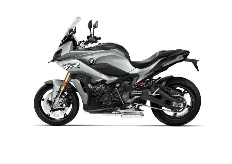 P90371801 highRes bmw s 1000 xr 11 201