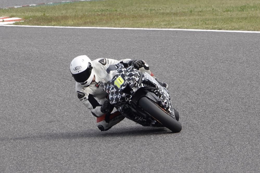 Honda CBR1000RR 2020 1