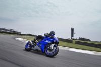 2020_yam_yzf600r6_eu_dpbmc_act_002_03-71028