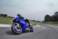 2020_yam_yzf600r6_eu_dpbmc_act_007_03-71033
