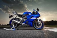 2020_yam_yzf600r6_eu_dpbmc_sta_001_03-71035