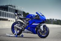 2020_yam_yzf600r6_eu_dpbmc_sta_003_03-71037