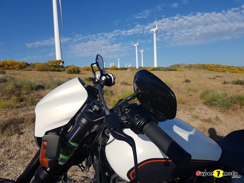 Harley Davidson FXDR 34