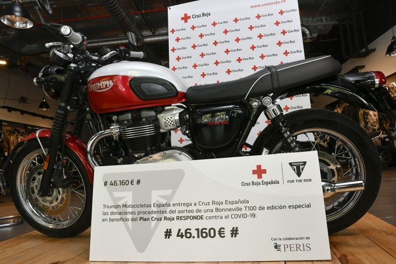 Ndp Triumph XCruzRoja ENTREGA CHEQUE 01
