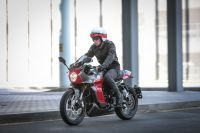 AR4I1221-2