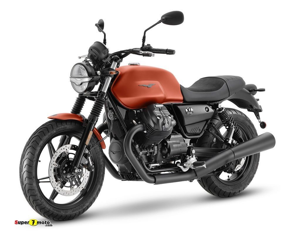 Moto Guzzi V7 Stone 2