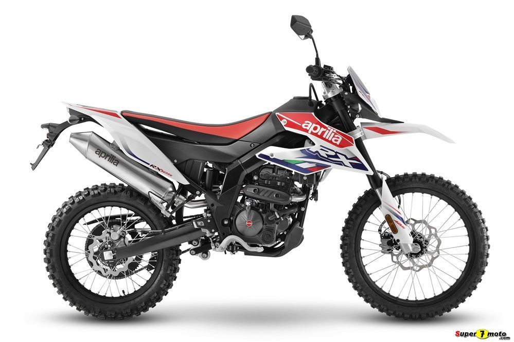 02 RX 125 Rally Tribute