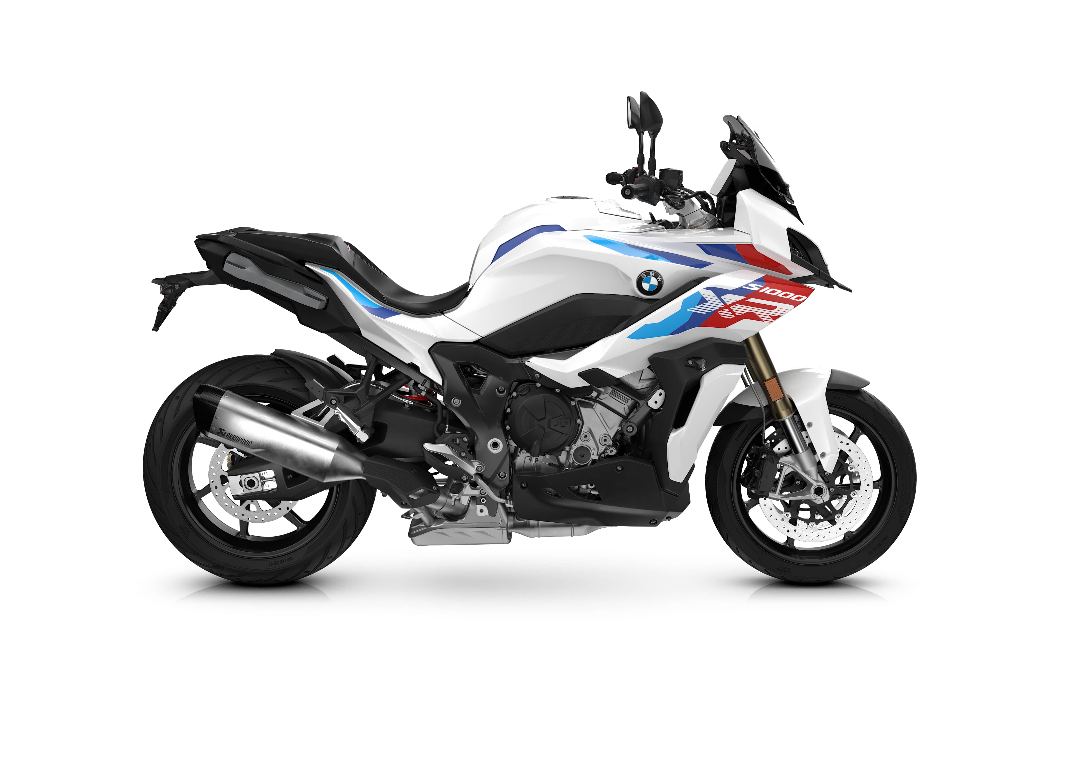 P90427064 highRes bmw s 1000 xr light 1