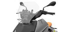 P90429111_highRes_bmw-ce-04-windshield