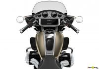 P90431017_highRes_the-new-bmw-r-18-tra