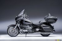P90431047_highRes_the-new-bmw-r-18-tra
