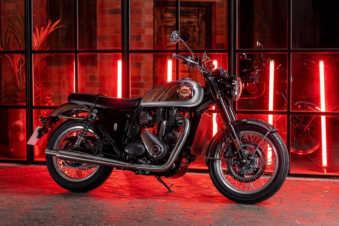  BSA Gold Star 01