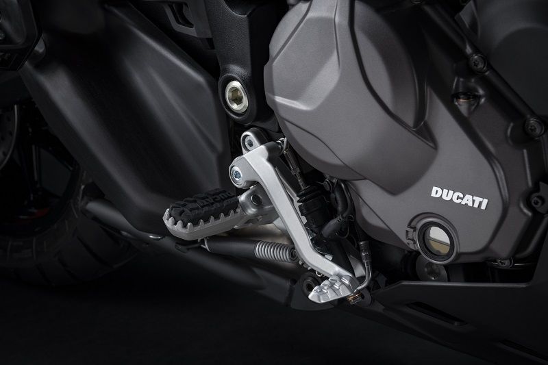MY22 Ducati Multistrada V2S Grey ST 63 UC338660 High