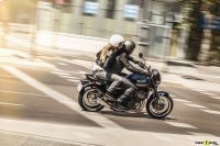 hi_22MY_Z900RS_BU1_ACT__9_