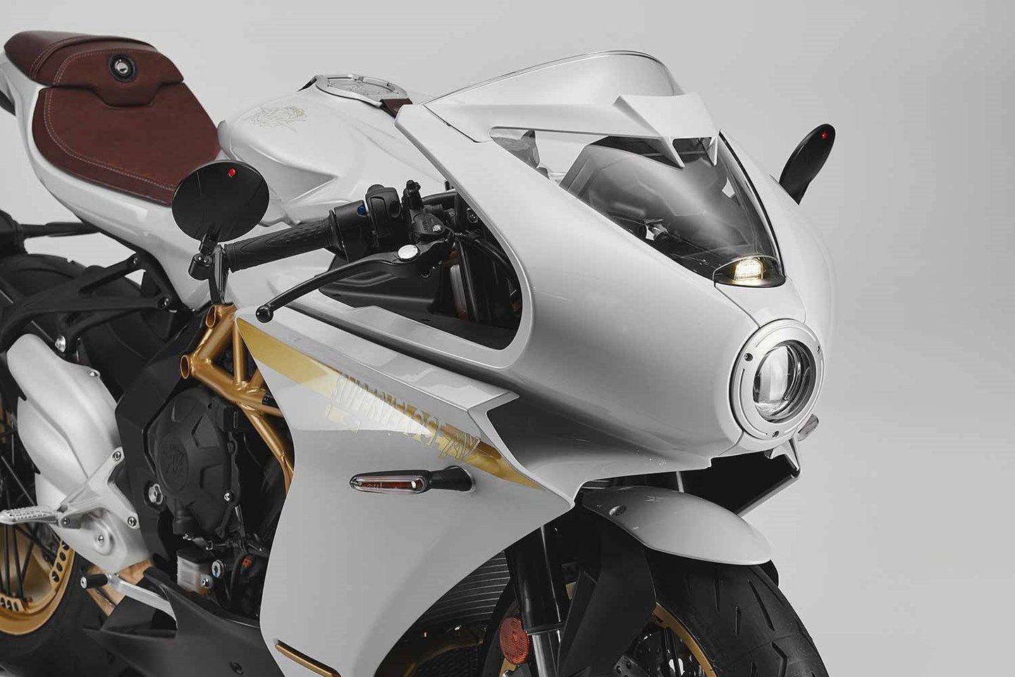 mv superveloce 800s 05