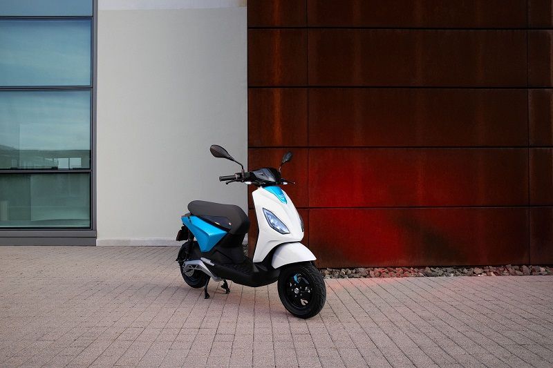 05 Piaggio 1
