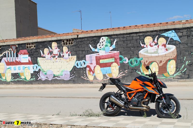 KTM1290DukeR 46