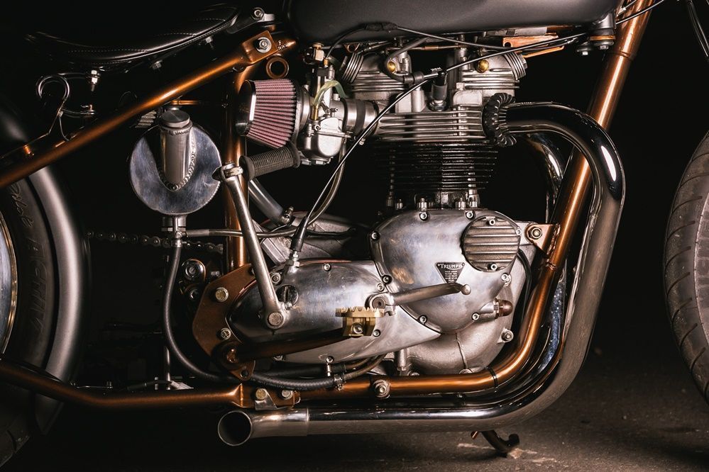 Origin8or 68Triumph 0V8A1985