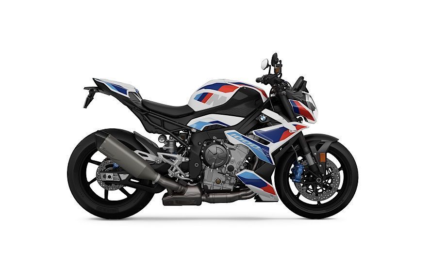 P90481333 highRes bmw m 1000 r basic 1