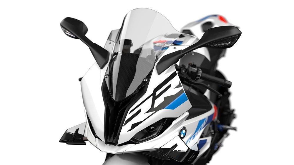 P90479694 highRes the new bmw s 1000 r