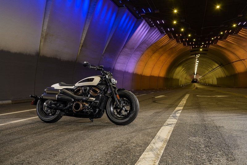 Sportster S