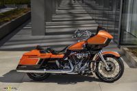 210249_my22_fltrxse_cvo_road_glide_beauty_tr_0004.tif_1