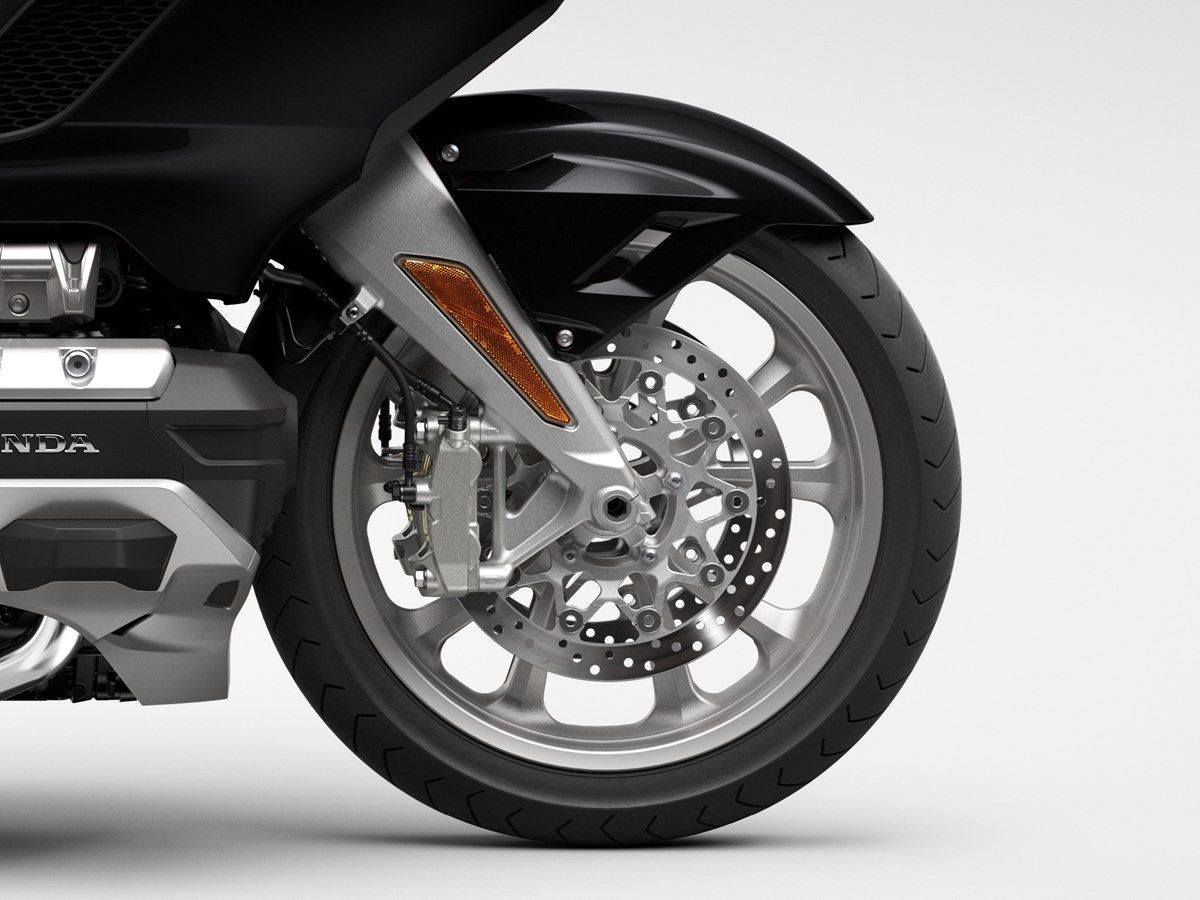 413862 23YM HONDA GOLD WING TOUR
