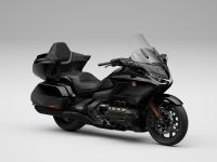413849_23YM_HONDA_GOLD_WING_TOUR