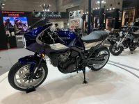 Honda-Hawk-11-2