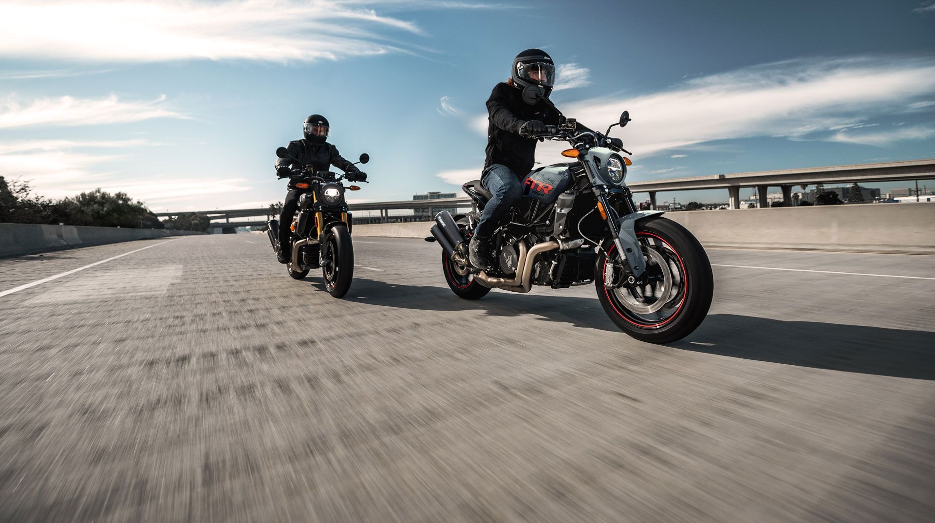 2022 ind ftrs whitesmoke riding 9