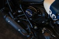 Royal_Enfield_HNTR350_ambiente-13