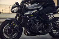 Triumph_Street_Triple_2023_066