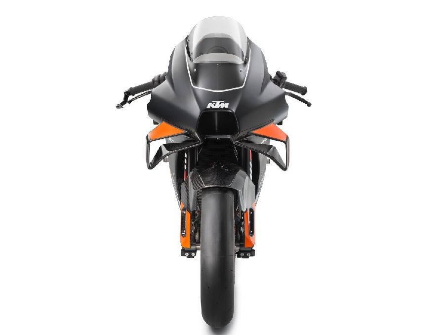 477453 RC 8C front 90de MY2023 MY23