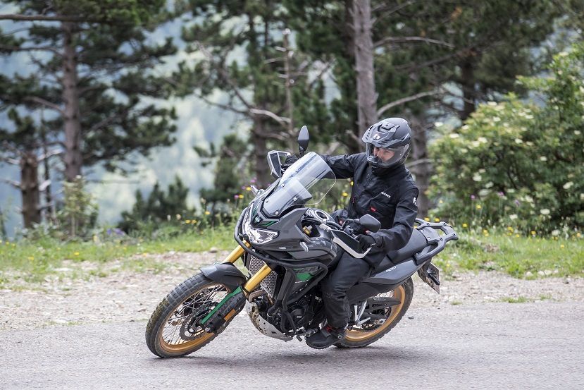 RIEJU LEGEND AVENTURA 500 1920.jpRIEJU LEGEND 