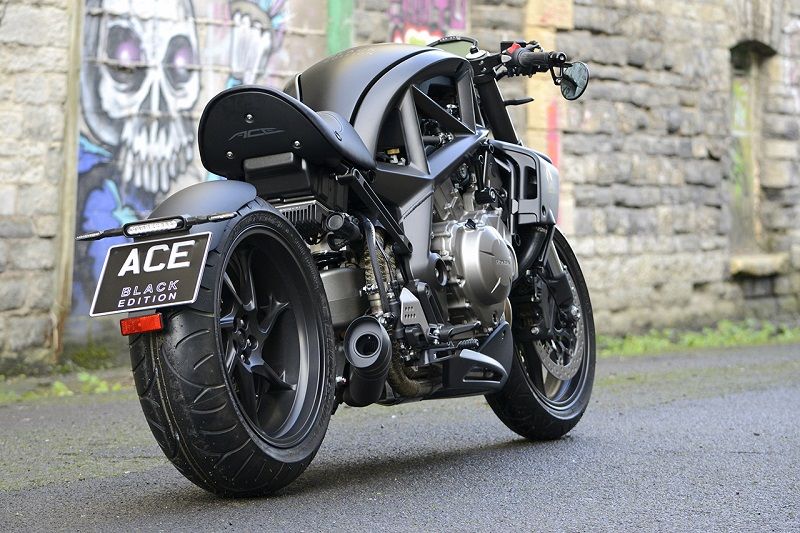 ARIEL ACE BLACK EDITION 03 LoRes