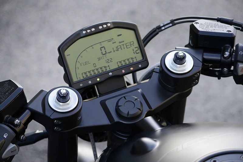 ARIEL ACE BLACK EDITION 07 LoRes