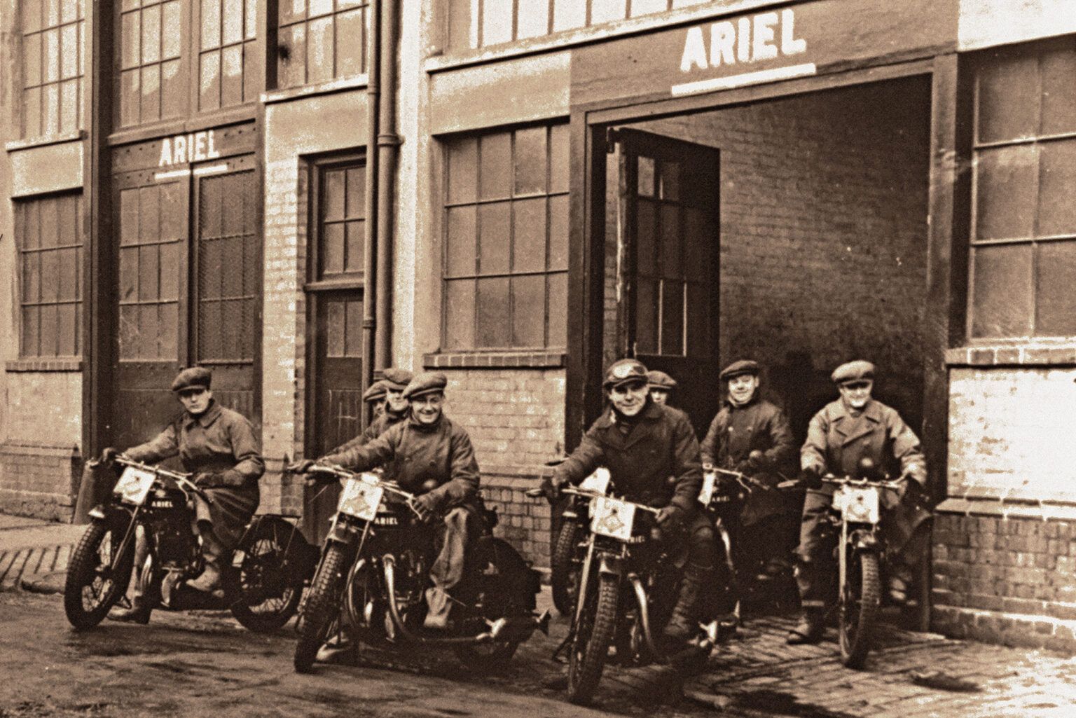 Ariel Ace Iron Horse 010 1929 Ariel Factory Testers 1536x1025