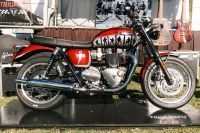 NdP_Triumph_Elvis_Busqueda_017