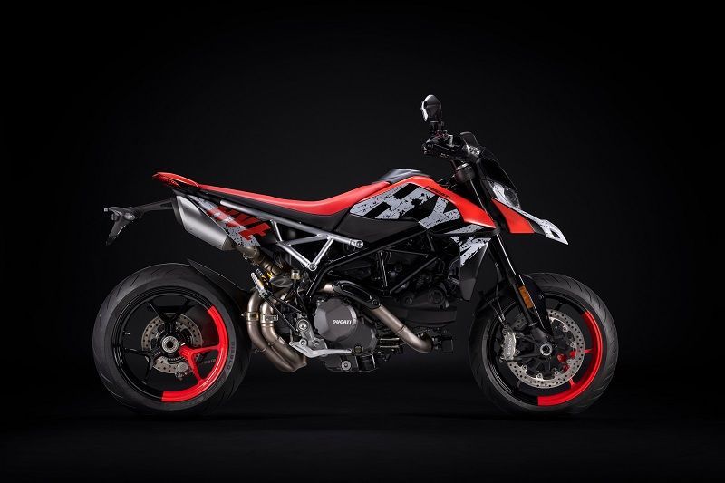 06 MY2024 HYPERMOTARD RVE UC517597 High