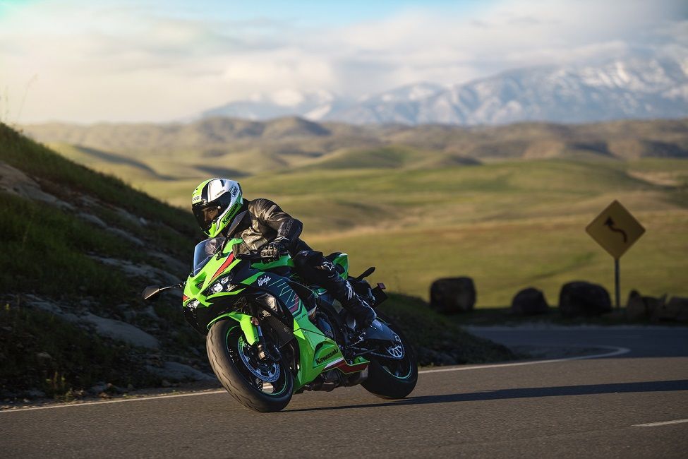 hi 24MY Ninja ZX 6R GN1 ACT 4 