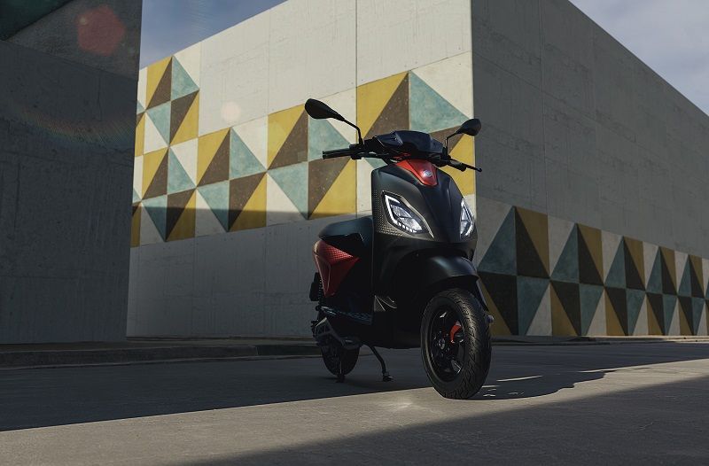 02 Piaggio 1 Flame Mix