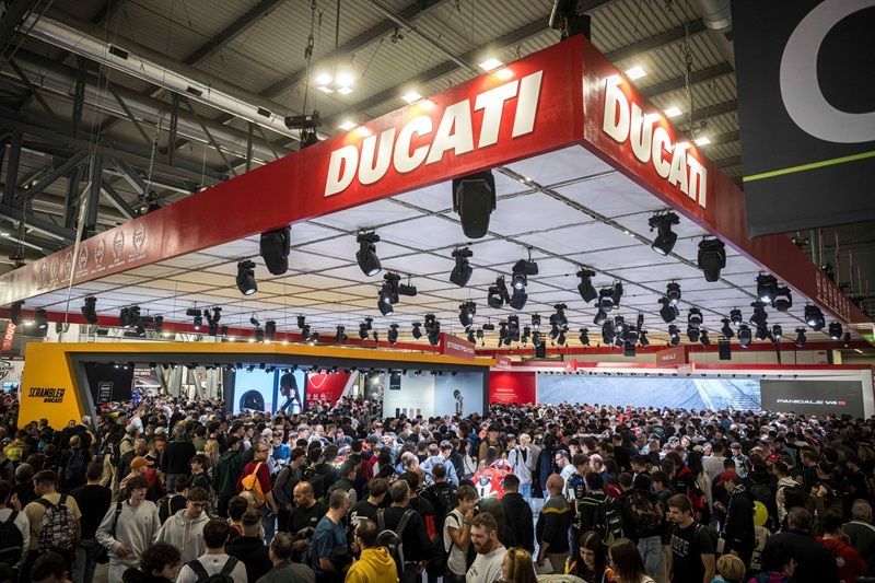 DUCATI EICMA 2024 01 UC721417 High