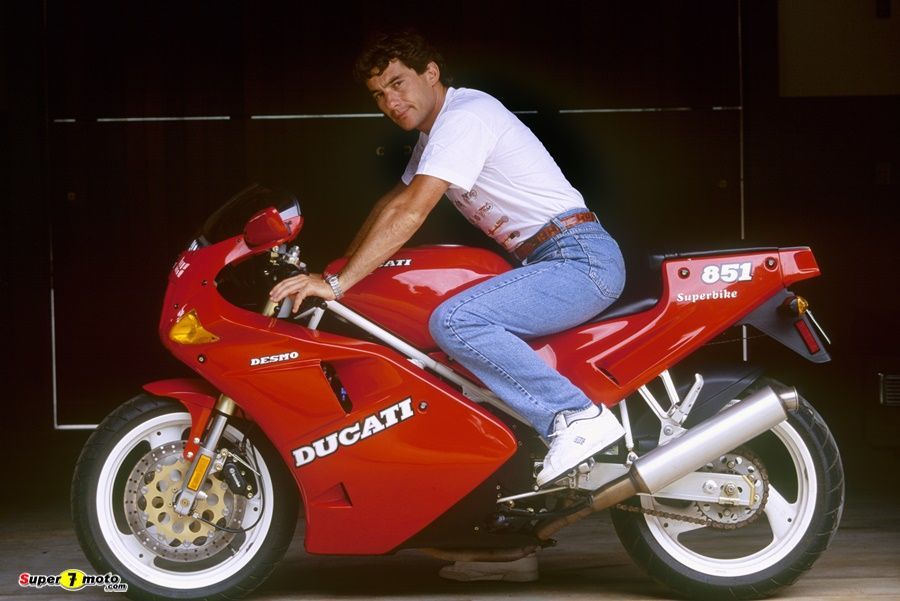 AyrtonSenna Ducati 10 UC638514 High