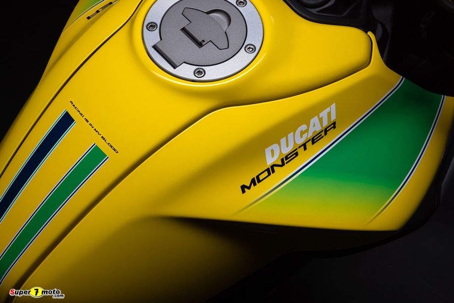 Ducati Monster Senna 46 UC638511 High