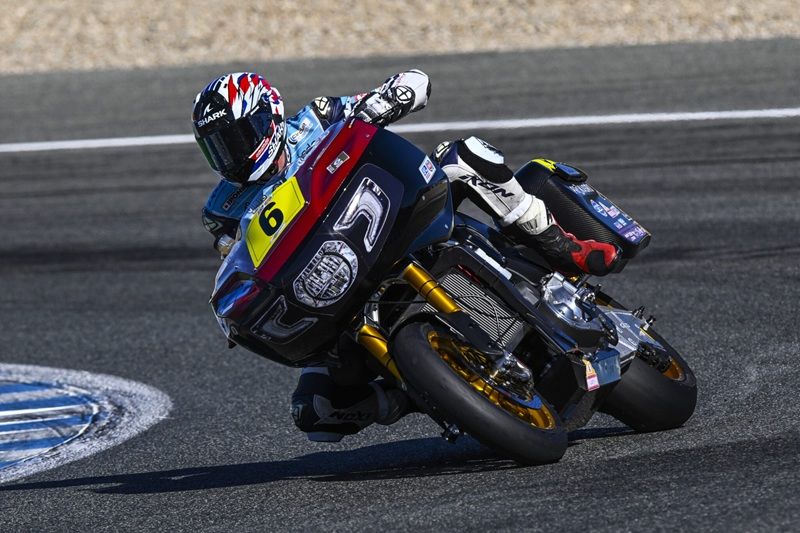pirelli 4017 2048x1365